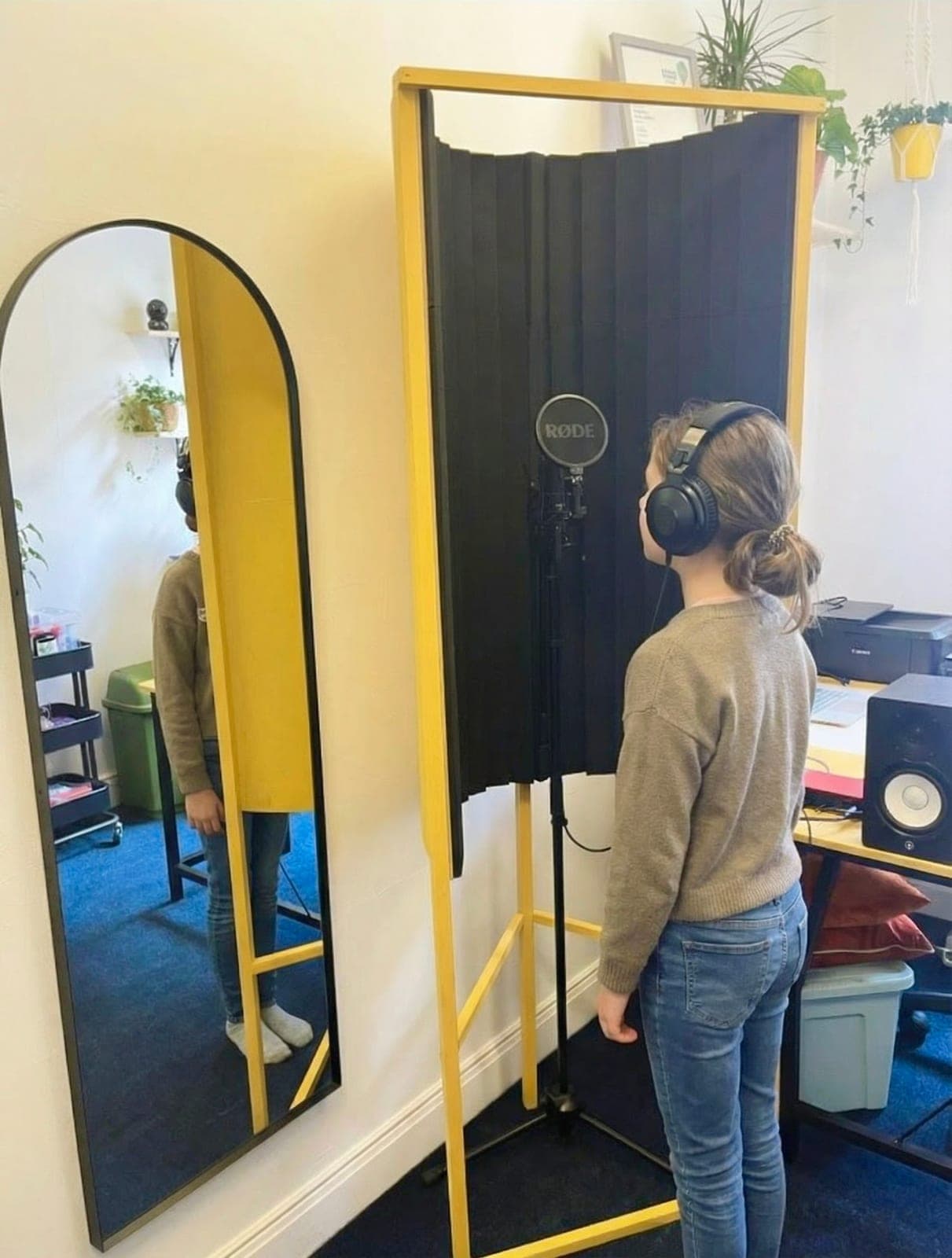 CogniMusica student practising their instrument
