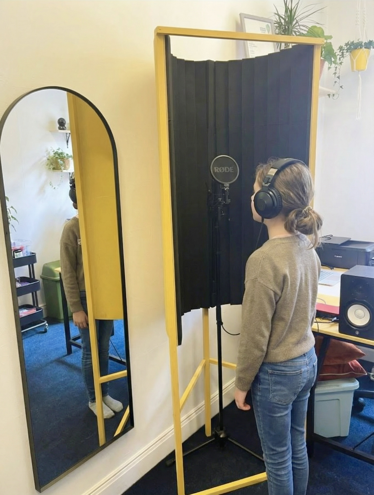 CogniMusica student practising their instrument